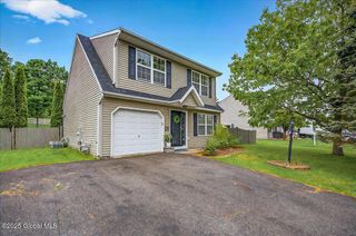 15 Gordon Court, Rensselaer, NY 12144