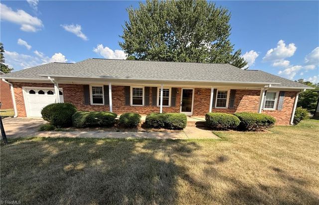 874 Rockcliff Terrace, Asheboro, NC 27205