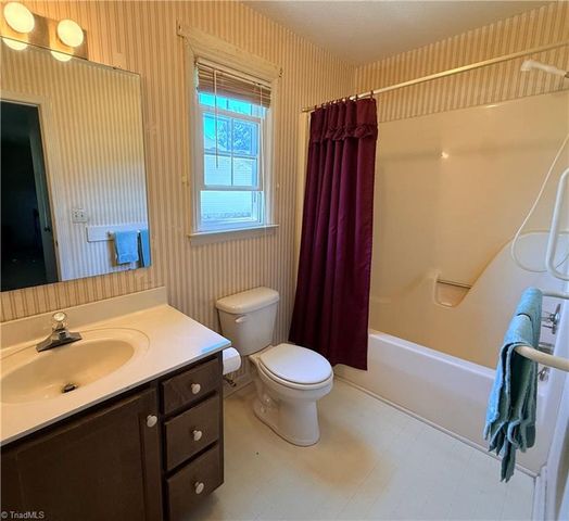 874 Rockcliff Terrace, Asheboro, NC 27205