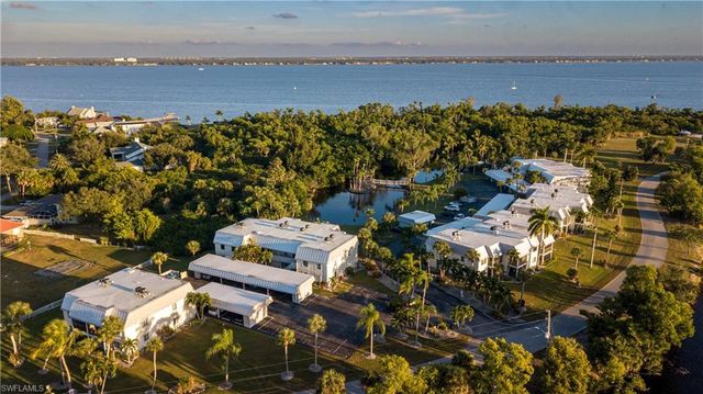 3916 Orange Grove BLVD # 6, North Fort Myers, FL 33903