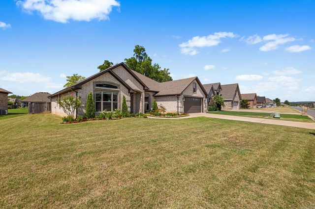 121 Lucia Lane, North Little Rock, AR 72113