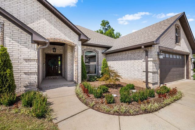 121 Lucia Lane, North Little Rock, AR 72113