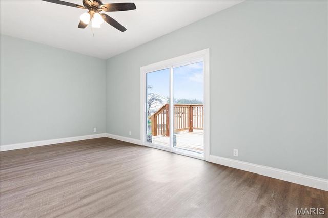 908 Crescent Drive, St Charles, MO 63301