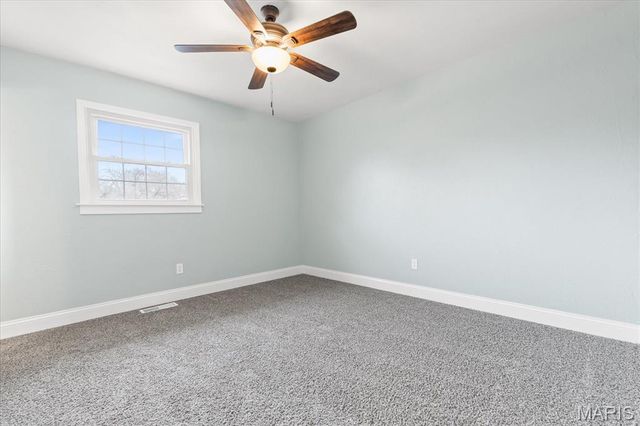 908 Crescent Drive, St Charles, MO 63301