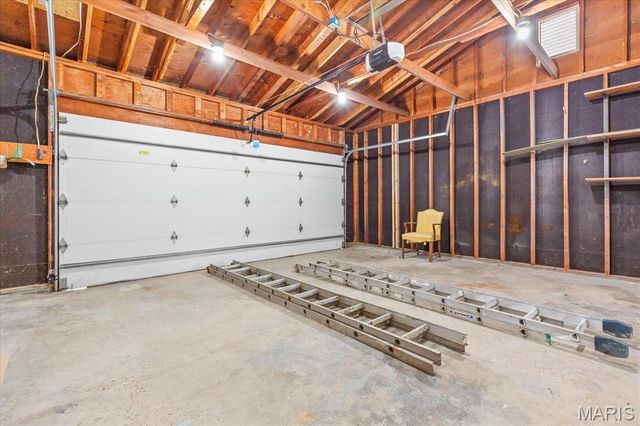 908 Crescent Drive, St Charles, MO 63301