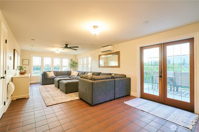 25630 Jim Creek Rd, Arlington, WA 98223