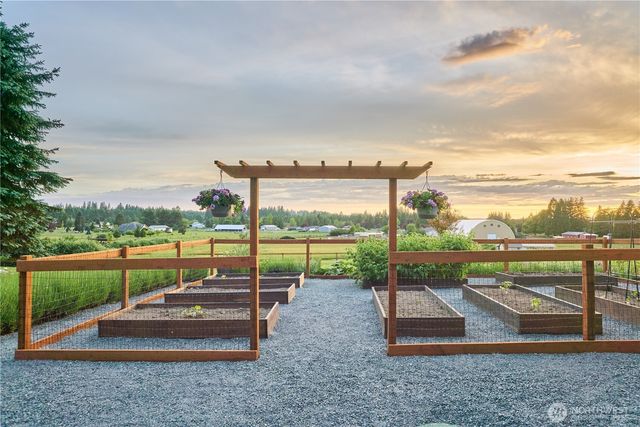 25630 Jim Creek Rd, Arlington, WA 98223