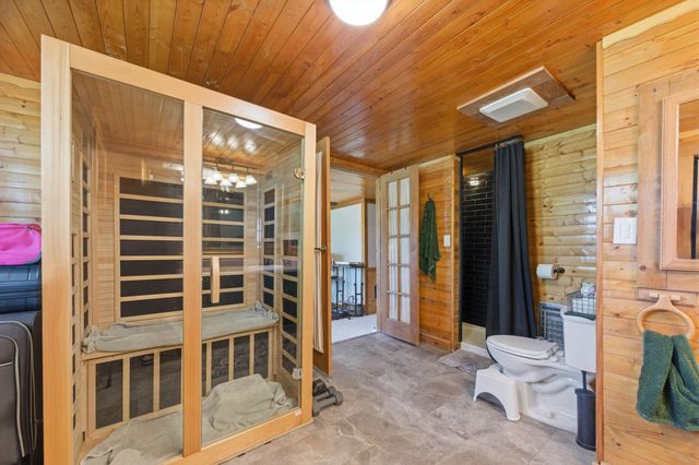 1232 E 95th, Haysville, KS 67060