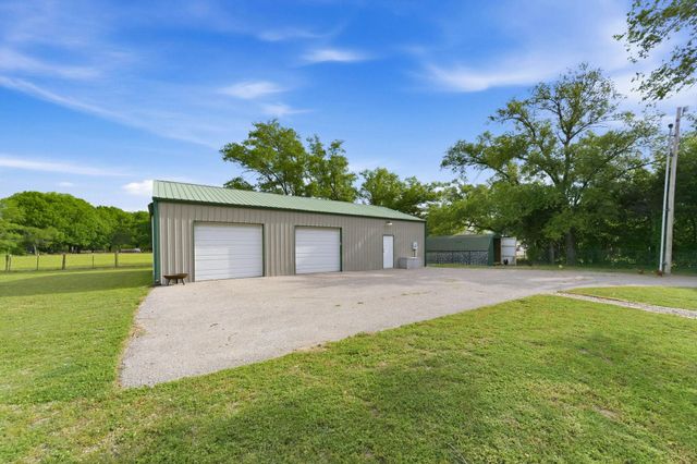 1232 E 95th, Haysville, KS 67060