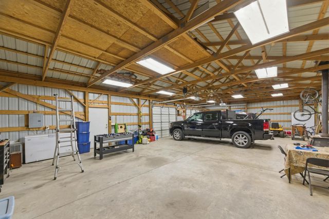 1232 E 95th, Haysville, KS 67060