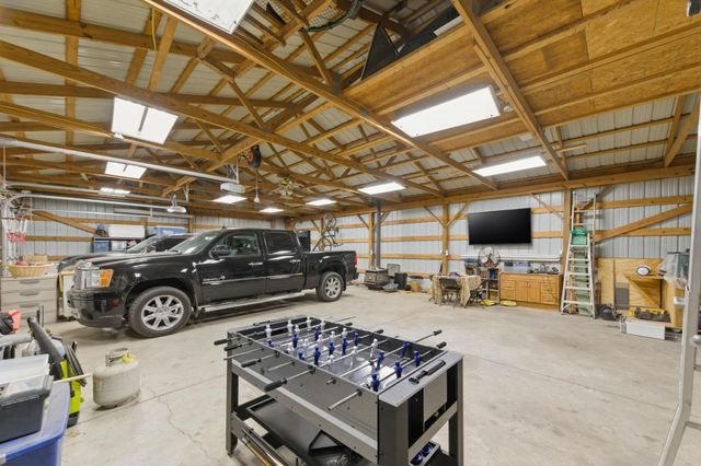 1232 E 95th, Haysville, KS 67060