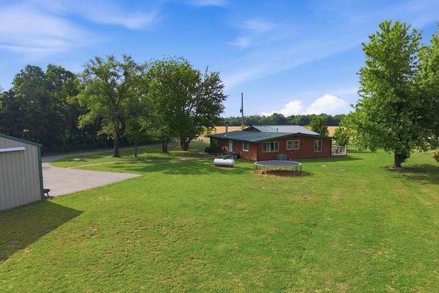 1232 E 95th, Haysville, KS 67060