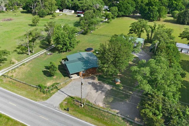 1232 E 95th, Haysville, KS 67060