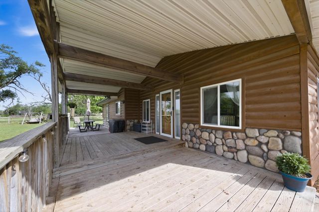 1232 E 95th, Haysville, KS 67060