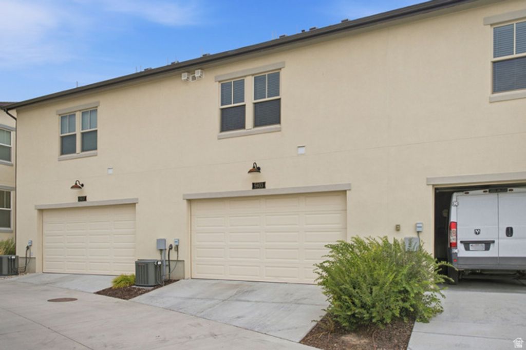 5933 W LAKE AVE, South Jordan, UT 84009 — photo 3