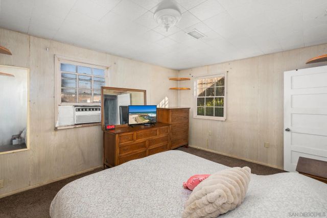 307 E Washington Ave, El Cajon, CA 92020