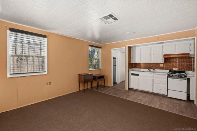 307 E Washington Ave, El Cajon, CA 92020