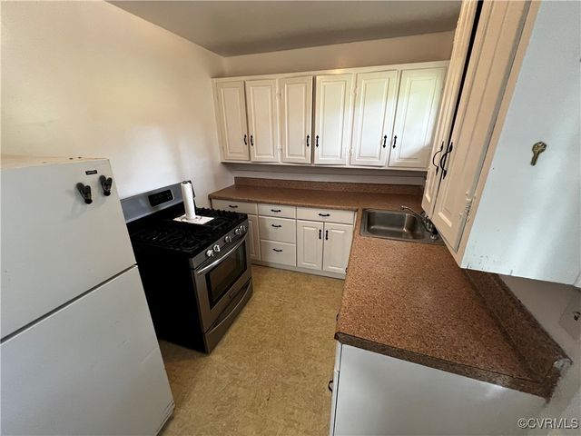 2123 Colston St, Petersburg, VA 23805