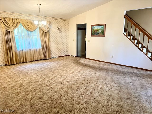 1725 Auburn Avenue NW, Massillon, OH 44647