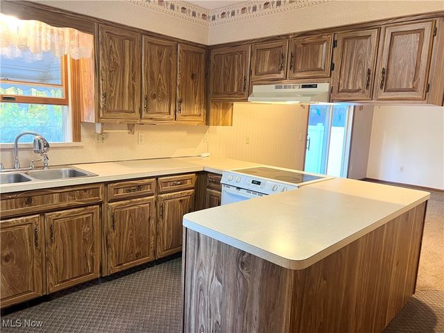 1725 Auburn Avenue NW, Massillon, OH 44647