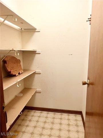 1725 Auburn Avenue NW, Massillon, OH 44647