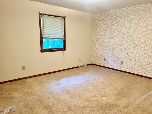 1725 Auburn Avenue NW, Massillon, OH 44647