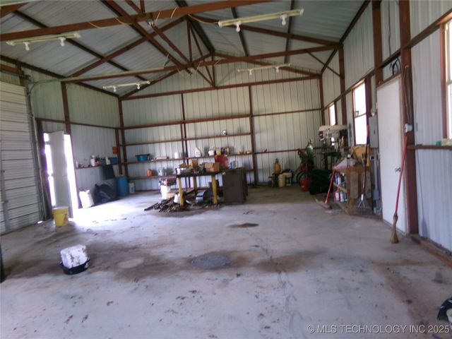 Lake Lane, Checotah, OK 74426