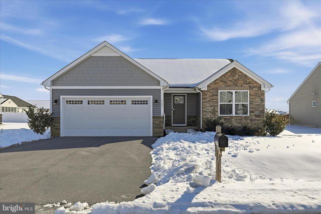 313 SWITCHGRASS CT, Bunker Hill, WV 25413