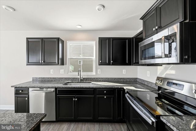 313 SWITCHGRASS CT, Bunker Hill, WV 25413