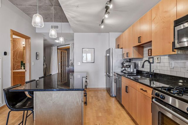 212 N 1st Street 512, Minneapolis, MN 55401