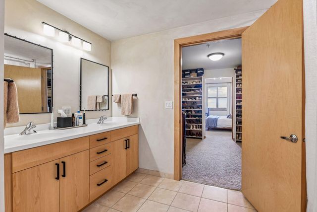 212 N 1st Street 512, Minneapolis, MN 55401