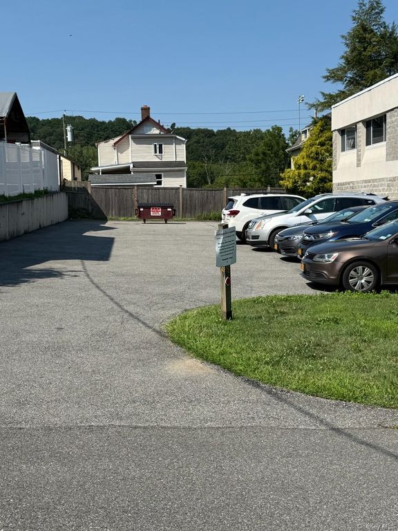 6 Lincoln Avenue, Pleasantville, NY 10570 — photo 4