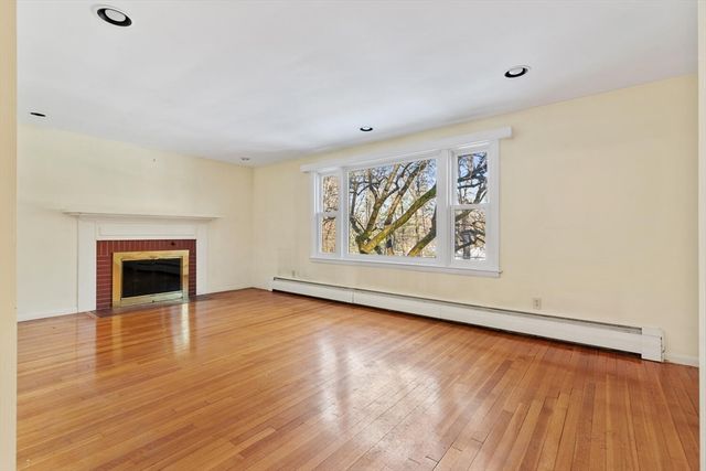 7 Kelley Rd, Acton, MA 01720