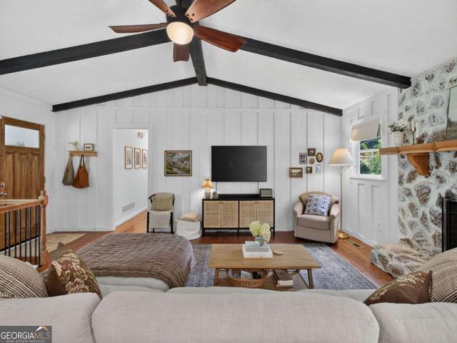 2036 Kellogg Creek Road, Acworth, GA 30102