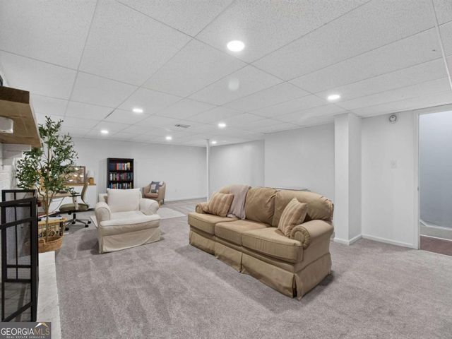 2036 Kellogg Creek Road, Acworth, GA 30102