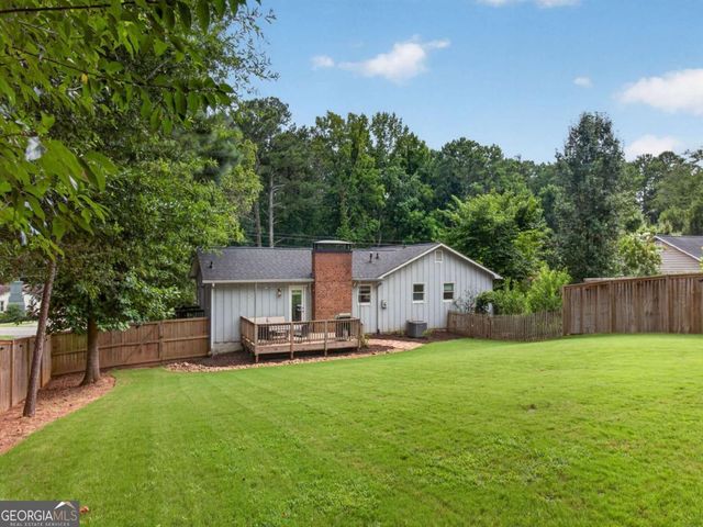 2036 Kellogg Creek Road, Acworth, GA 30102