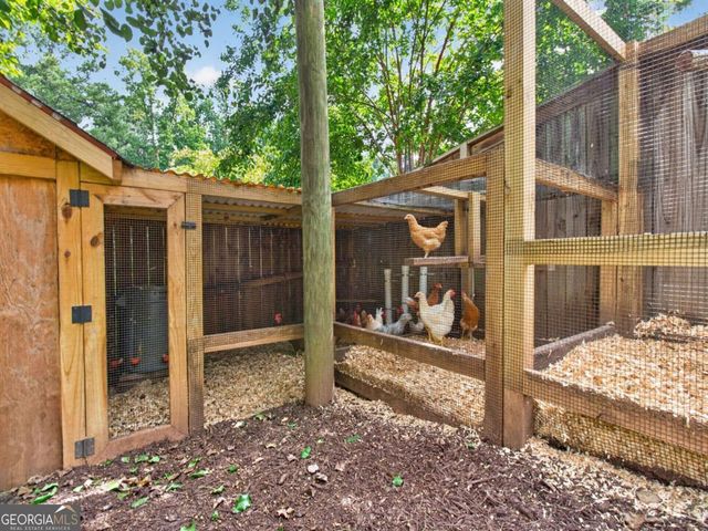 2036 Kellogg Creek Road, Acworth, GA 30102