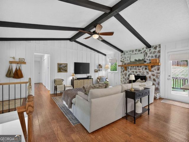2036 Kellogg Creek Road, Acworth, GA 30102