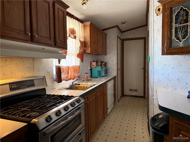 3713 Rythm Drive, Edinburg, TX 78542