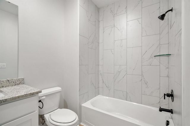 3116 Aidyn Court, Yukon, OK 73099