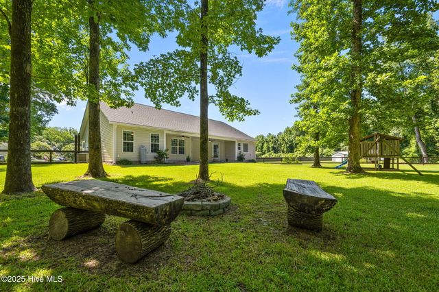 175 Backfield Place, Jacksonville, NC 28540