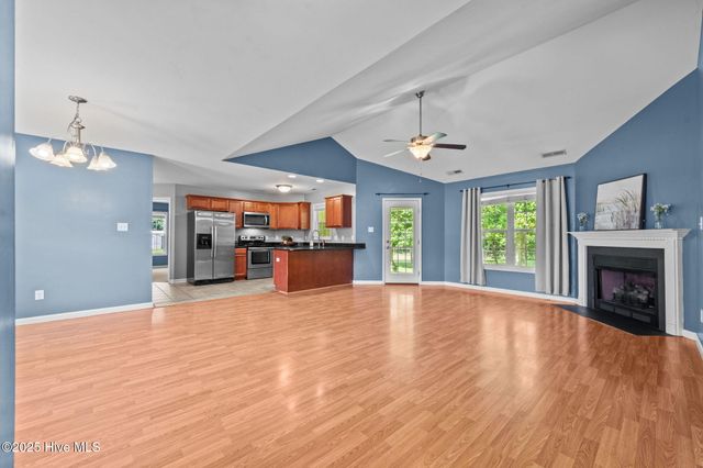 175 Backfield Place, Jacksonville, NC 28540