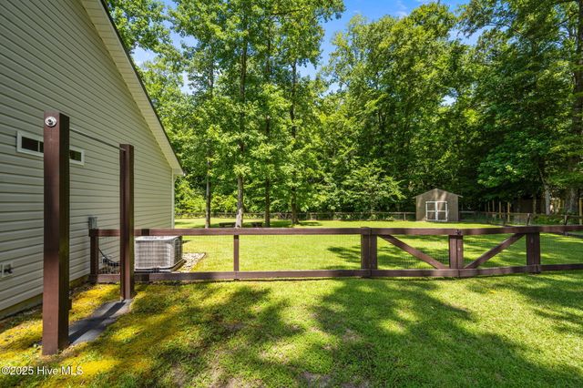 175 Backfield Place, Jacksonville, NC 28540