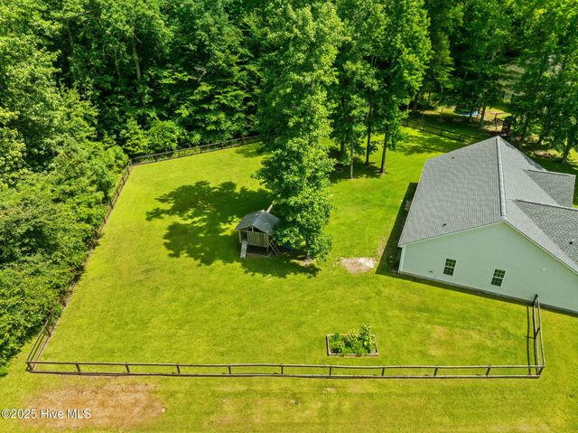 175 Backfield Place, Jacksonville, NC 28540