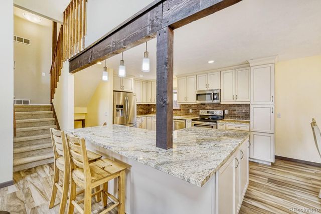 6225 E Mississippi Avenue, Denver, CO 80224