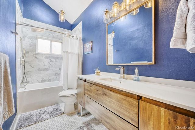 6225 E Mississippi Avenue, Denver, CO 80224