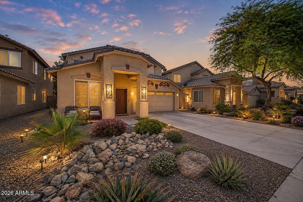 44235 W MCCLELLAND Drive, Maricopa, AZ 85138 — exterior