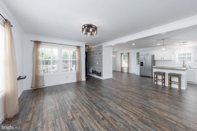 32 PAUL REVERE CT, Millville, NJ 08332
