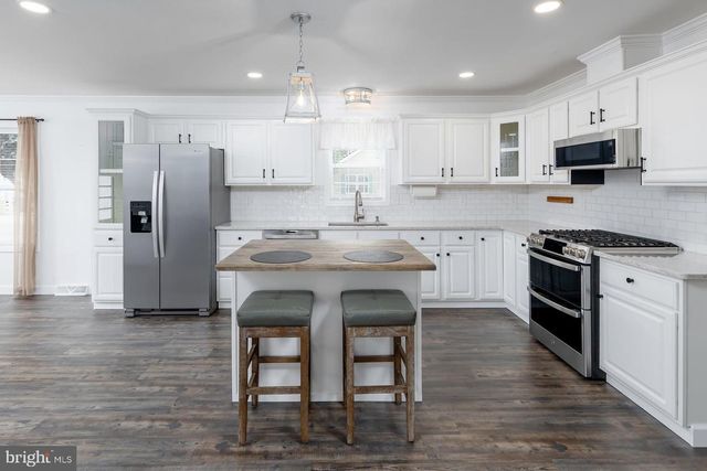 32 PAUL REVERE CT, Millville, NJ 08332