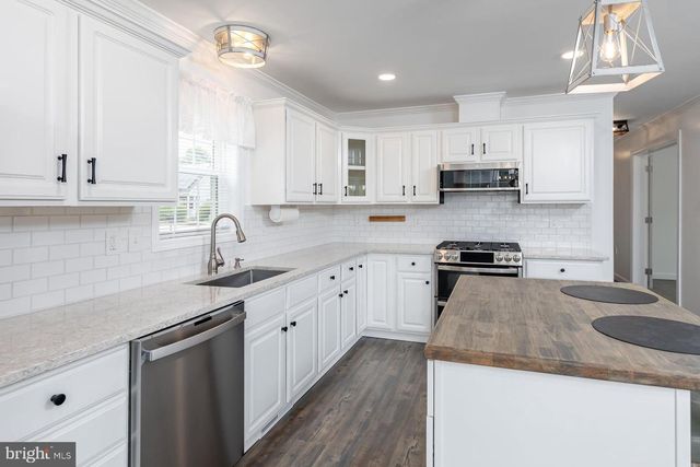 32 PAUL REVERE CT, Millville, NJ 08332